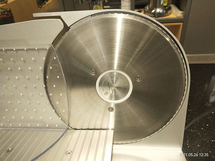 Продам мясорубку